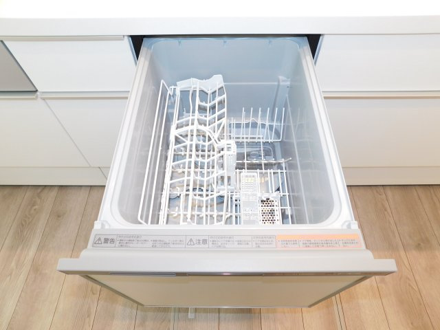 稲沢市北島町千野地の新築一戸建のキッチン|◇食洗機◇　　家事の負担を軽減する便利な食洗機付き♪