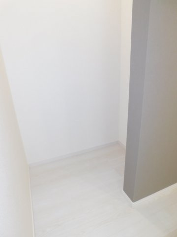 稲沢市北島町千野地の新築一戸建の収納|◇パントリー◇　　キッチン横に便利な収納♪