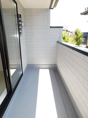 稲沢市北島町千野地の新築一戸建のバルコニー|◇バルコニー◇　　急な天候の変化でも安心なルーフバルコニー！