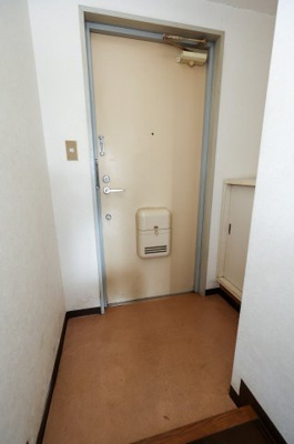 【玄関】 | 協栄マンションOYAMA | ※同間取りの305号室のお写真です