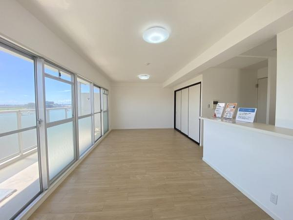 【居間・リビング】 | Mプラザ明石弐番館