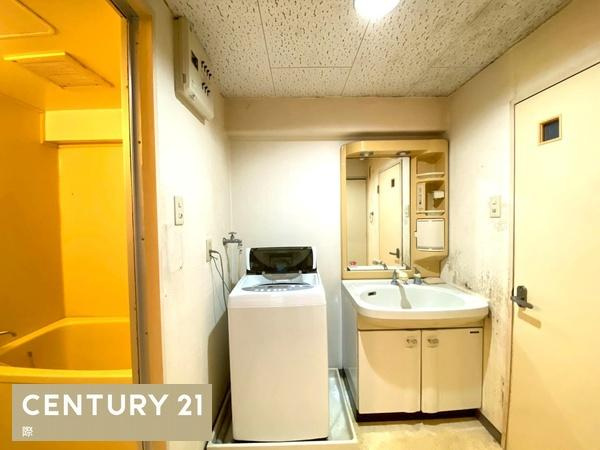 サンライズマンション岩出５弐番館　の独立洗面台