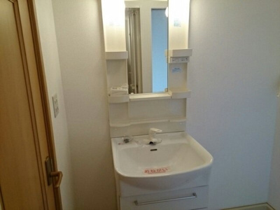 【独立洗面台】 | フィオレンテⅡ