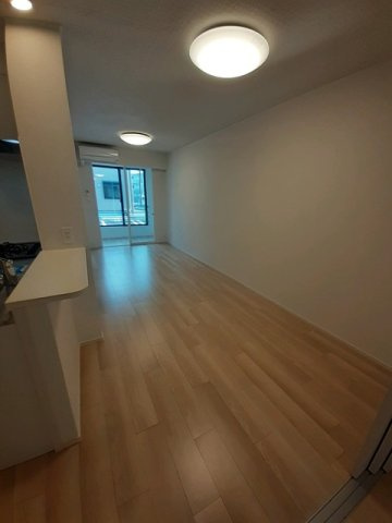 カームリープレイス　Ⅱの居間・リビング