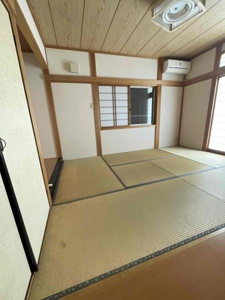 愛西市日置町の和室