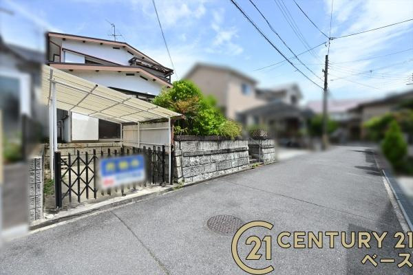 大和郡山市小泉町の売地の前面道路含む現地写真|■現地撮影写真■広々とした前面道路で駐車も楽々！