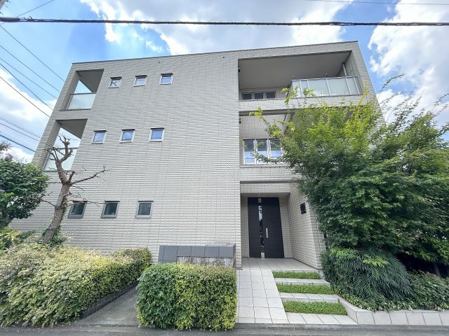 グランドゥール武蔵境の外観