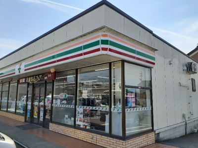 【周辺】 | アビタシオン・ダンジュＢ | セブンイレブン黒部三日市店まで180m