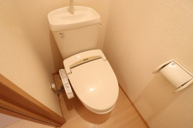 セジュール八幡のトイレ
