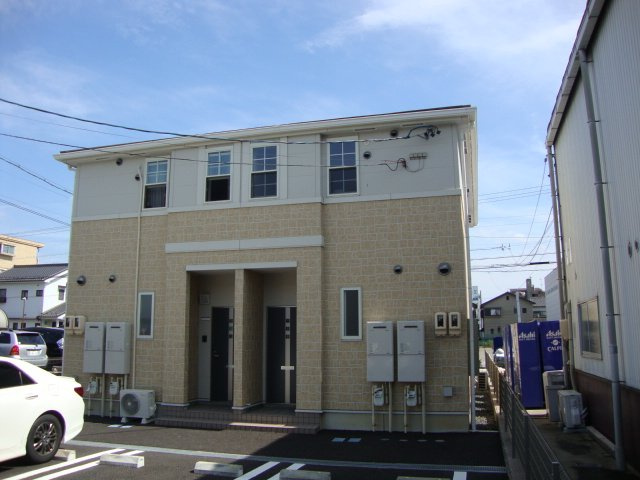 グランドスウェル－Ｂ（Ｇｒａｎｄ　Ｓｗｅｌｌ－Ｂ）の外観|外観写真（昼）