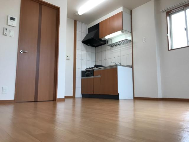 グランドスウェル－Ｂ（Ｇｒａｎｄ　Ｓｗｅｌｌ－Ｂ）の居間・リビング|リビング