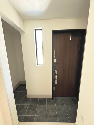 【玄関】 | 福岡市南区柳河内2丁目2期　1号棟（全2棟）【仲介手数料無料・0円】 | 現地写真。