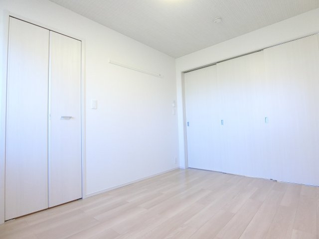 【洋室】 | ローブクレールⅠ | イメージ102号室写真（反転あり）