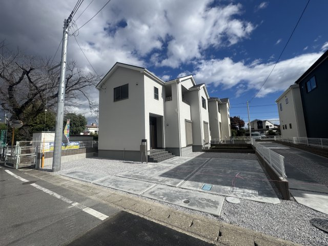 新築　高崎市石原町第24　Livele Garden.S　１号棟の駐車場|現地写真　駐車スペースは3台分可能です！
