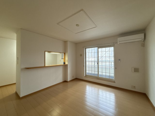 エルカーサ・桜木Ａの居間・リビング