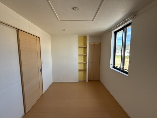 プロムナード壱番館の寝室