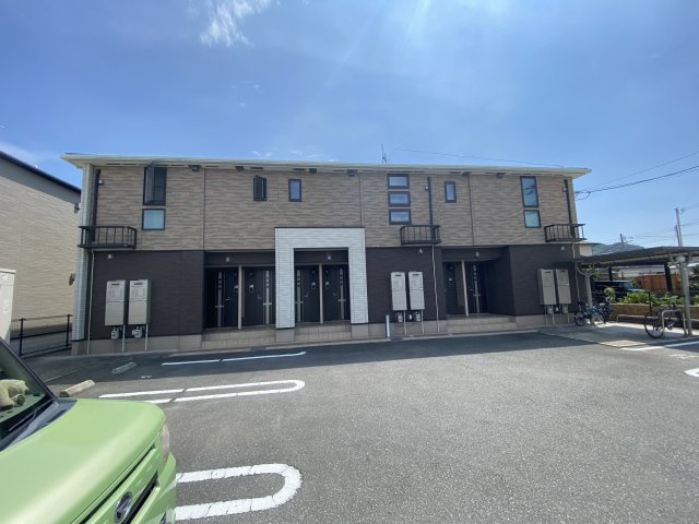 エテルナの外観