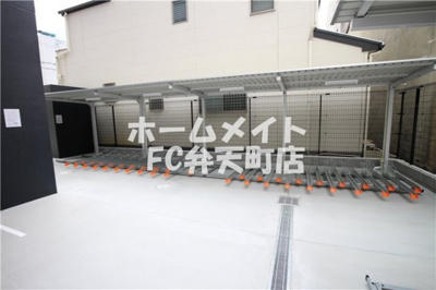 【その他共用部分】 | アドバンス大阪ルーチェ | 自転車置場です