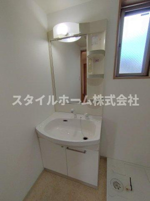 【洗面所】 | ファミリアーレ金屋