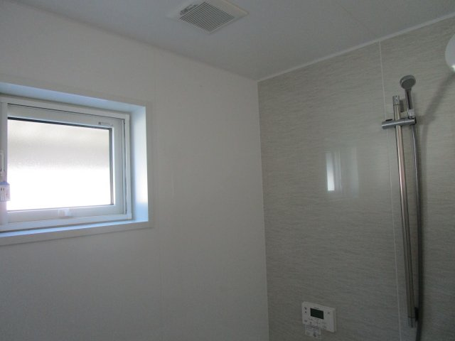 【浴室】 | サザンウィング | シャワーヘッドも注目