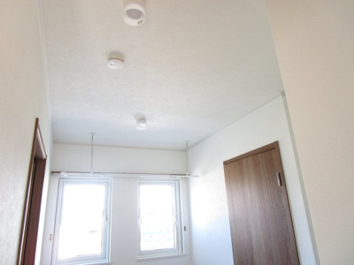 【その他】 | サザンウィング | 二階踊り場　室内物干し