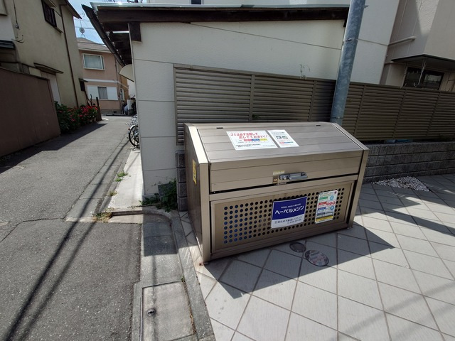 プレジオのその他共用部分|ゴミストッカー
