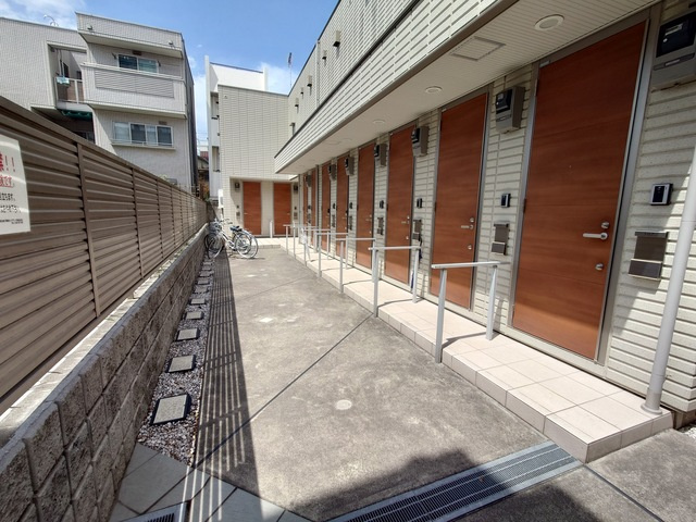 プレジオのエントランス|エントランス