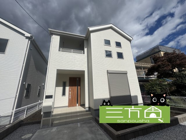 新築　高崎市石原町第24　Livele Garden.S　2号棟の外観|現地写真　2025年10月完成！ご内覧等、お気軽にお問合せください♪　							
