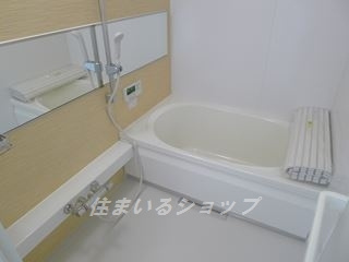 メゾン・ド・プルメリア　Ⅱの浴室|追い焚き・浴室暖房乾燥機あり