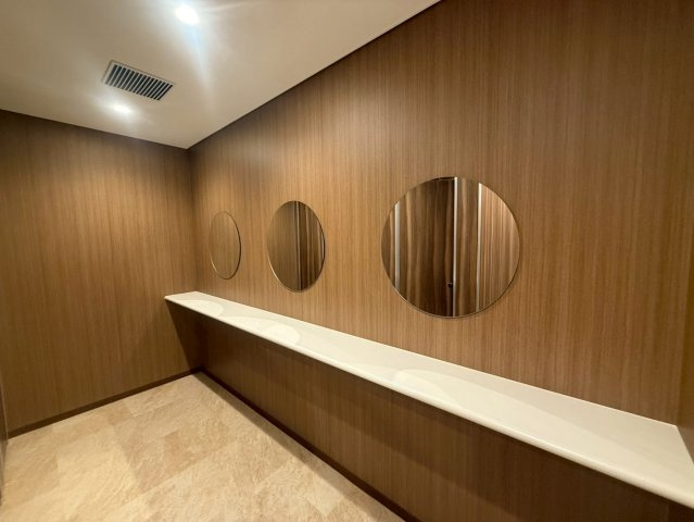 DENCITY CROSS SITEオフィスのトイレ