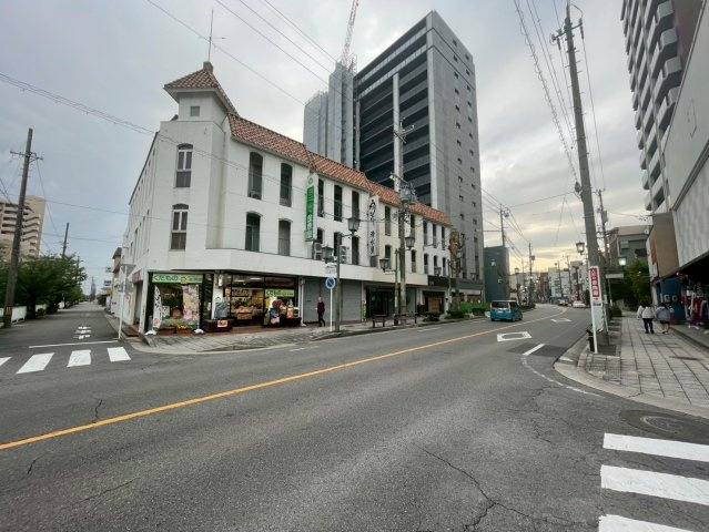 朝日町貸事務所店舗の外観