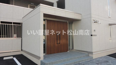 【エントランス】 | セジュールSAYA