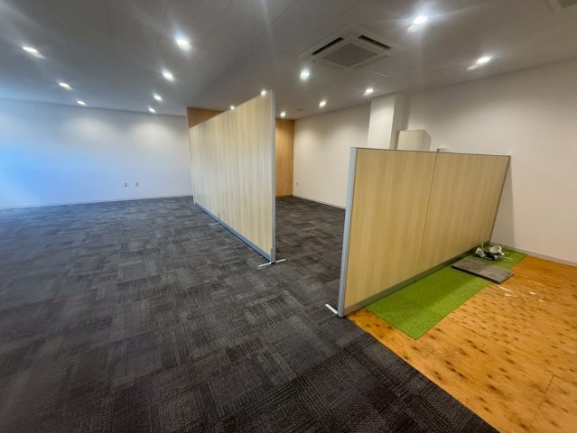 DENCITY店舗の内装