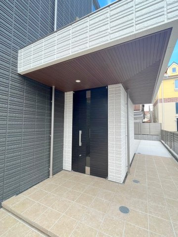 Antenneのエントランス