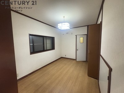 床色が落ち着いた色合いで、とてもきれいです♪
