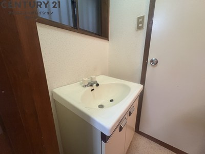 独立洗面化粧台付きでおすすめです！
