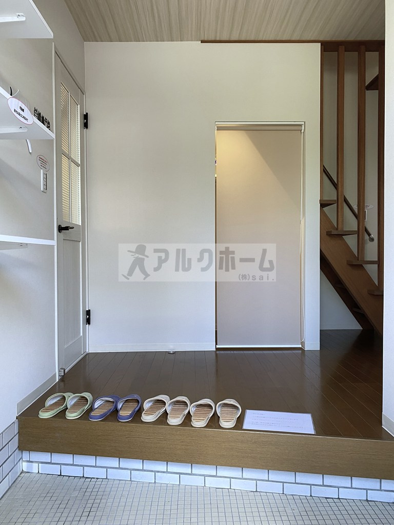 【ペット楽住管】ポルックス戸建て田辺2丁目の玄関