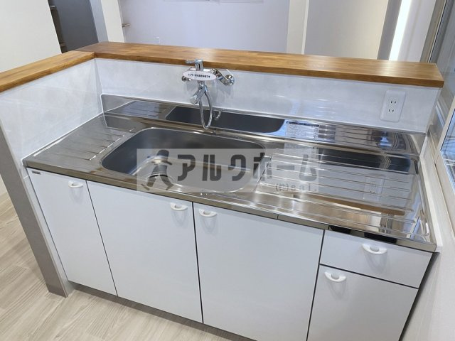 【ペット楽住管】ポルックス戸建て田辺2丁目のキッチン