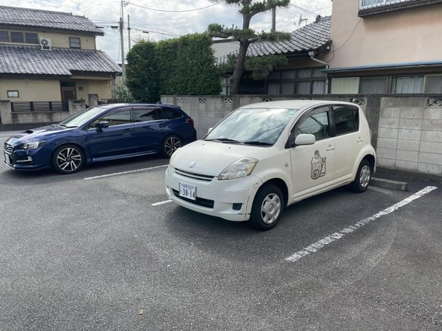 ヴィレッジ清瀬の駐車場