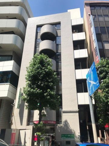日本精鉱ビルの外観