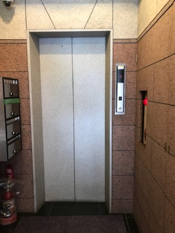 日本精鉱ビル
