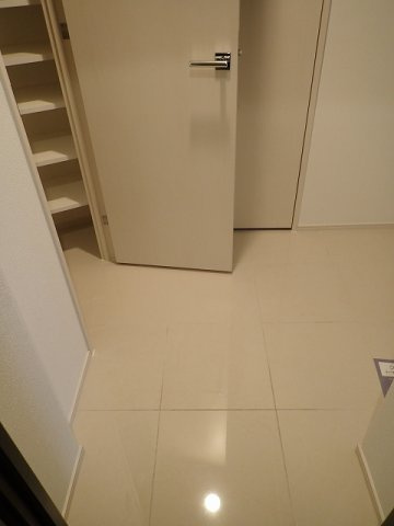 プライマル御茶ノ水の玄関