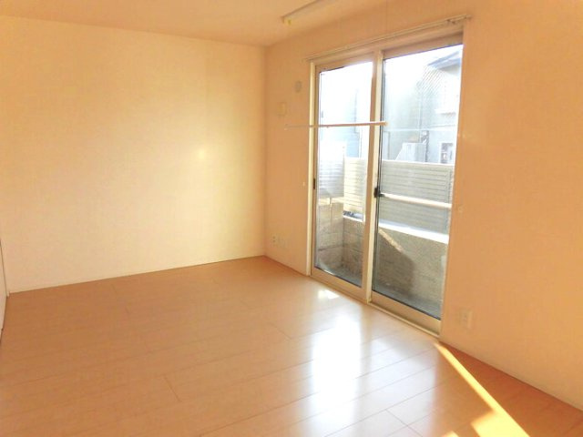 メゾン・ラフィーネのその他