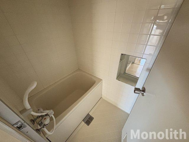 ロイヤルコーポ忠岡の浴室