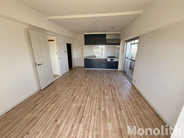 ロイヤルコーポ忠岡の居間・リビング