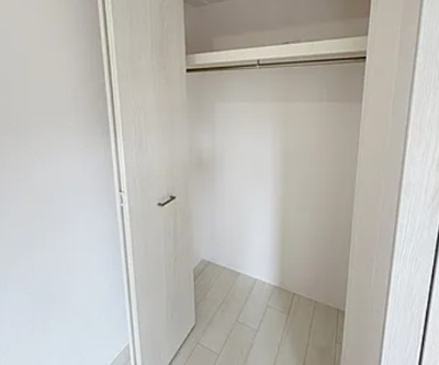 【収納】 | エスリード弁天町NORTH RESIDENCE | たっぷりとした収納スペースです