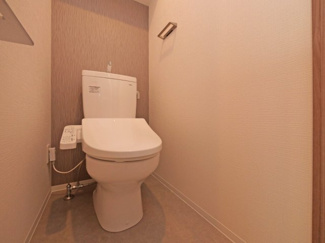 【トイレ】 | エスリード弁天町NORTH RESIDENCE | 落ち着いた色調のトイレです