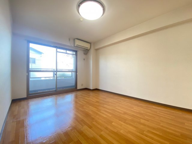 フルハウスの居間・リビング