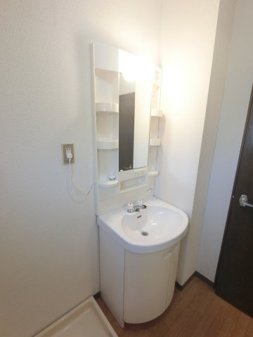 【洗面所】