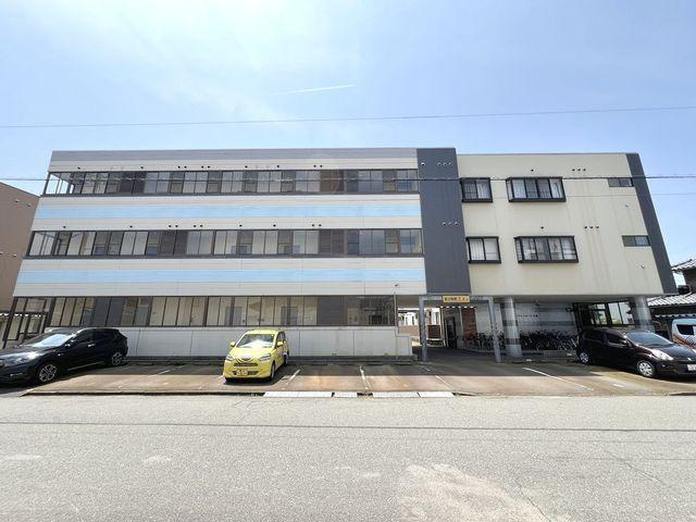 サンクレフォート大宮の外観